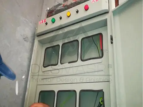 أعمال اللوحات الكهربائية والقواطع